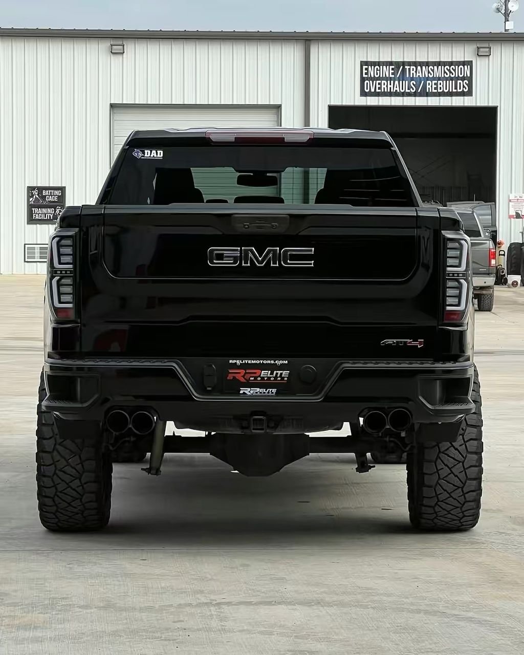 2021 GMC Sierra 1500 AT4 - Image 6