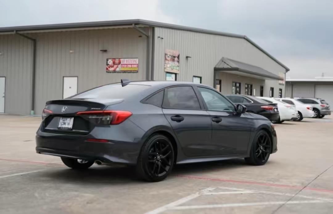 2024 Honda Civic Sports - Image 5
