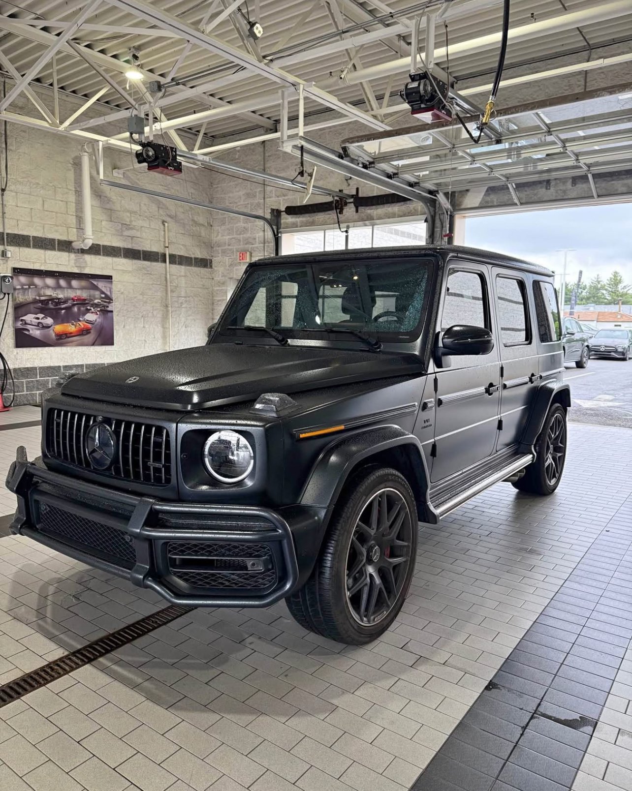 2023 Mercedes-Benz Mercedes-AMG G- Class G 63 AMG Sport Utility 4D - Image 2