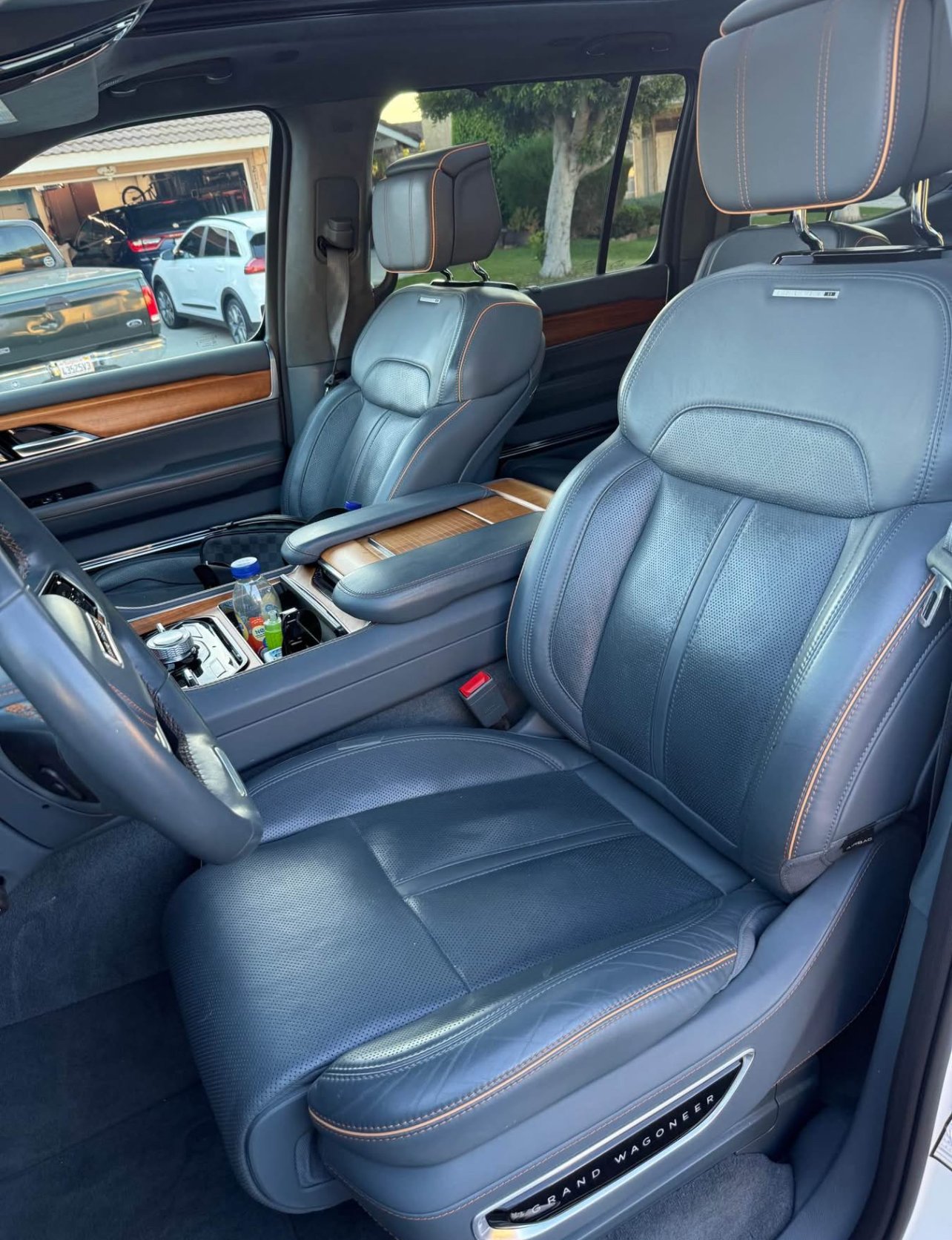 2023 Jeep Grand Wagoneer Series II – Fully Loaded Luxury 4x4 SUV - Image 7